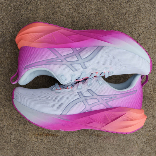 Fresh Walk Womens ASICS Novablast 5