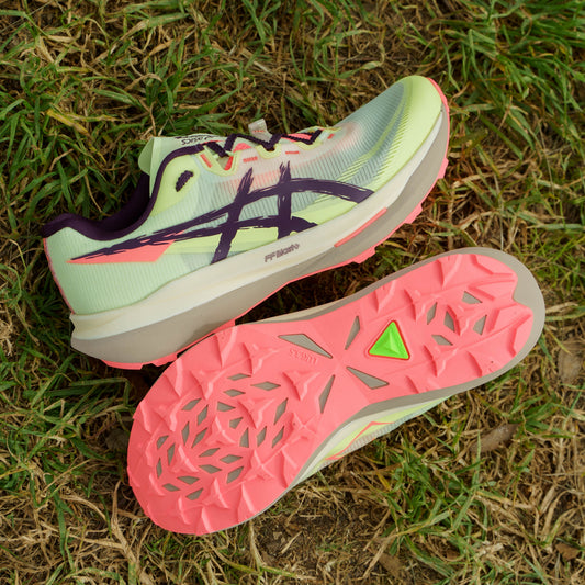 Fresh Walk Unisex ASICS Fujispeed 4